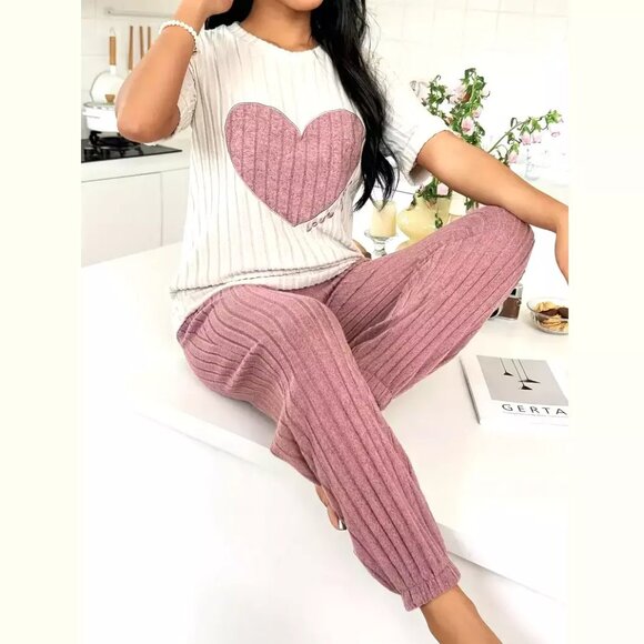 Women's Heart Embroidered All-Season Loungewear/Pajama Set - Picture 7 of 11